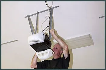 Two Guys Garage Doors Scottsdale, AZ 480-648-1372 - serv-cont-open-gr-43m